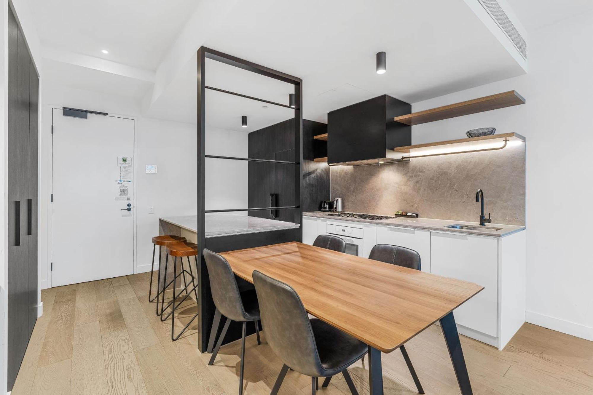 The Eminence Apartments By Cllix Melbourne Bagian luar foto