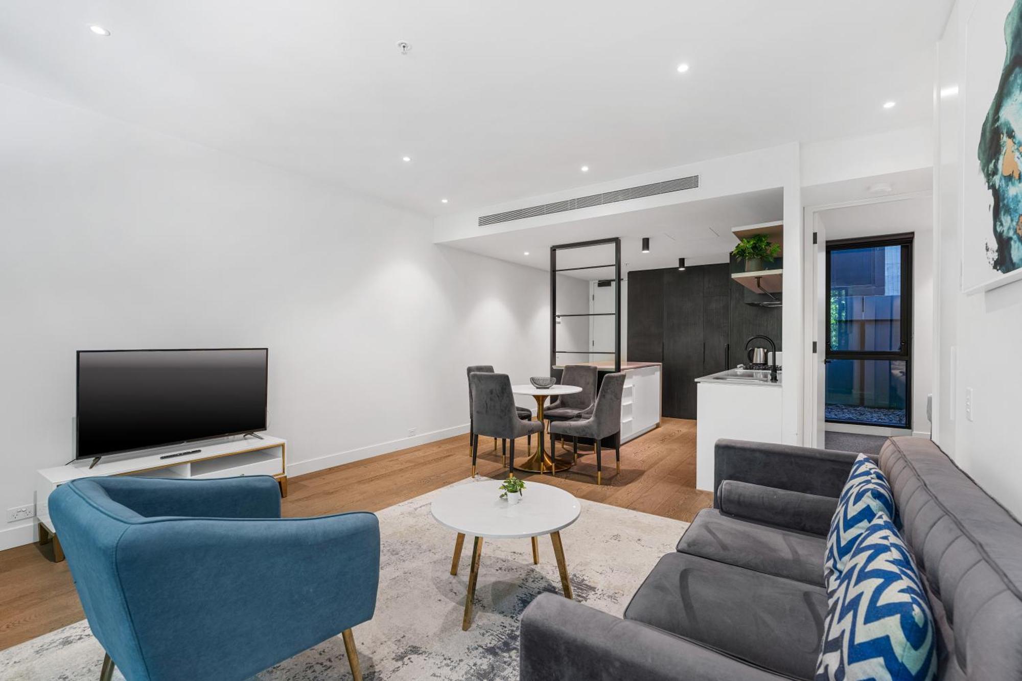 The Eminence Apartments By Cllix Melbourne Bagian luar foto