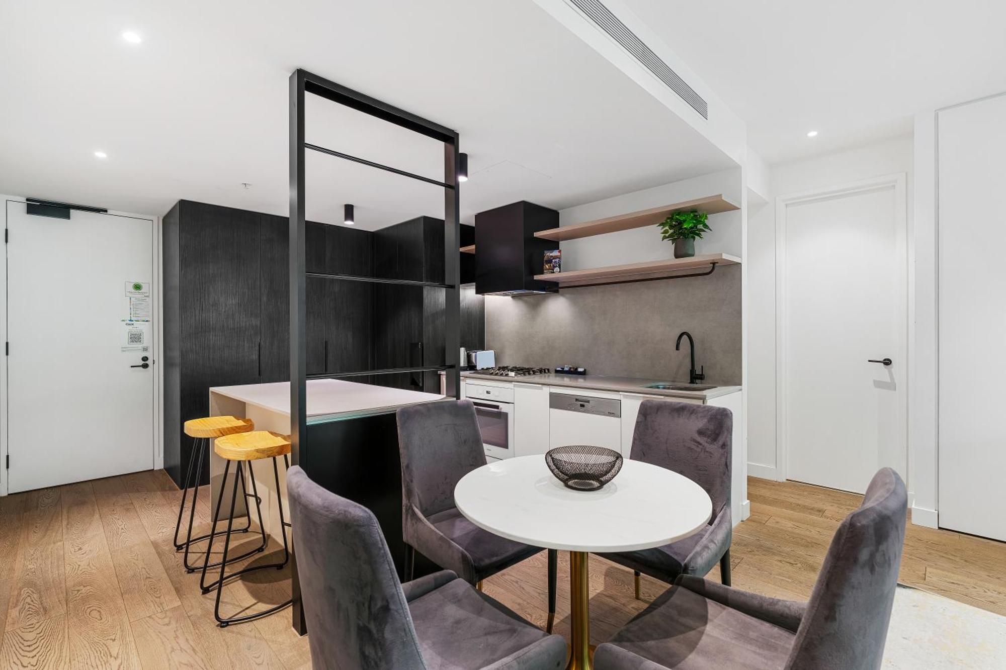 The Eminence Apartments By Cllix Melbourne Bagian luar foto