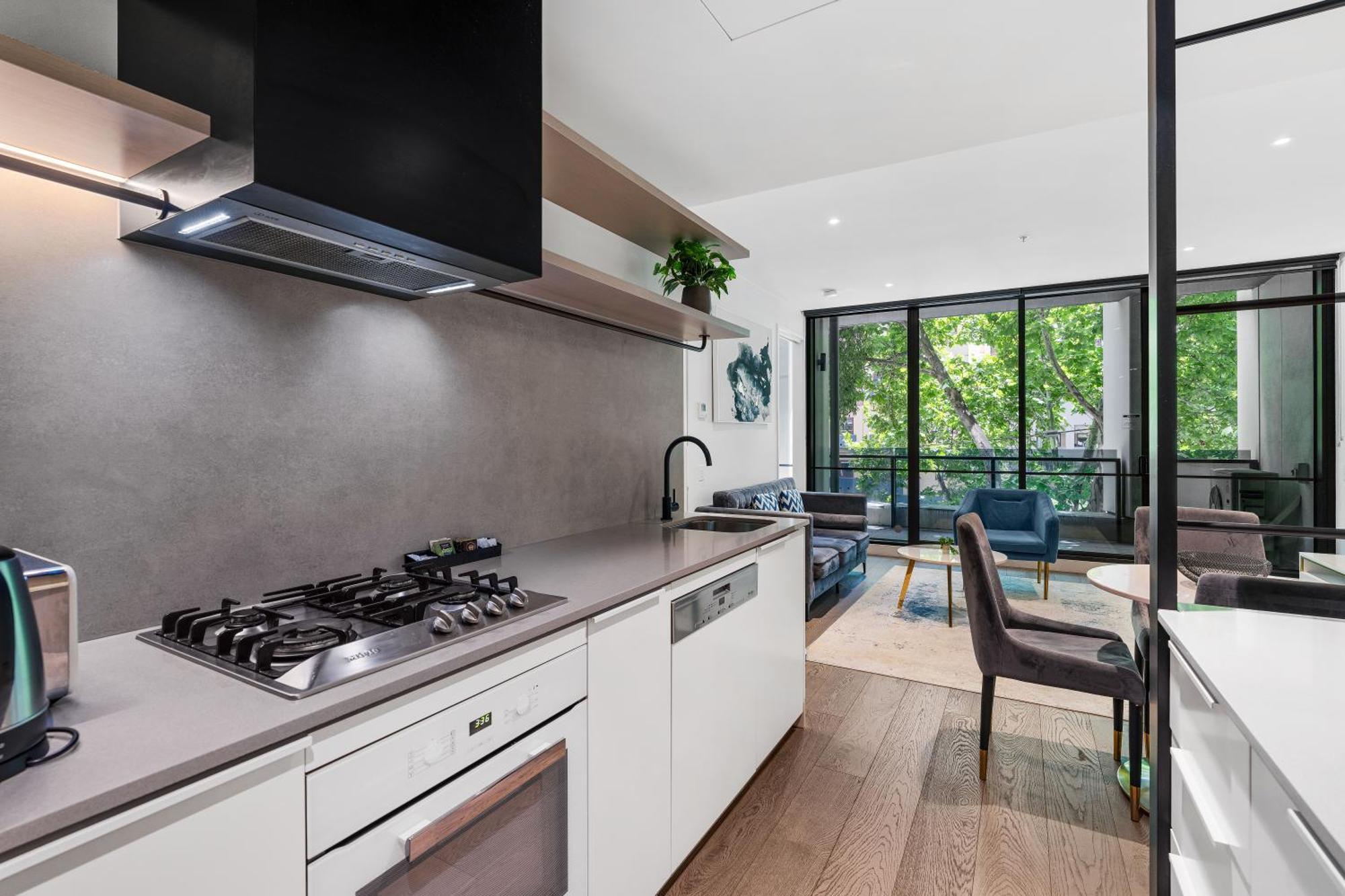 The Eminence Apartments By Cllix Melbourne Bagian luar foto