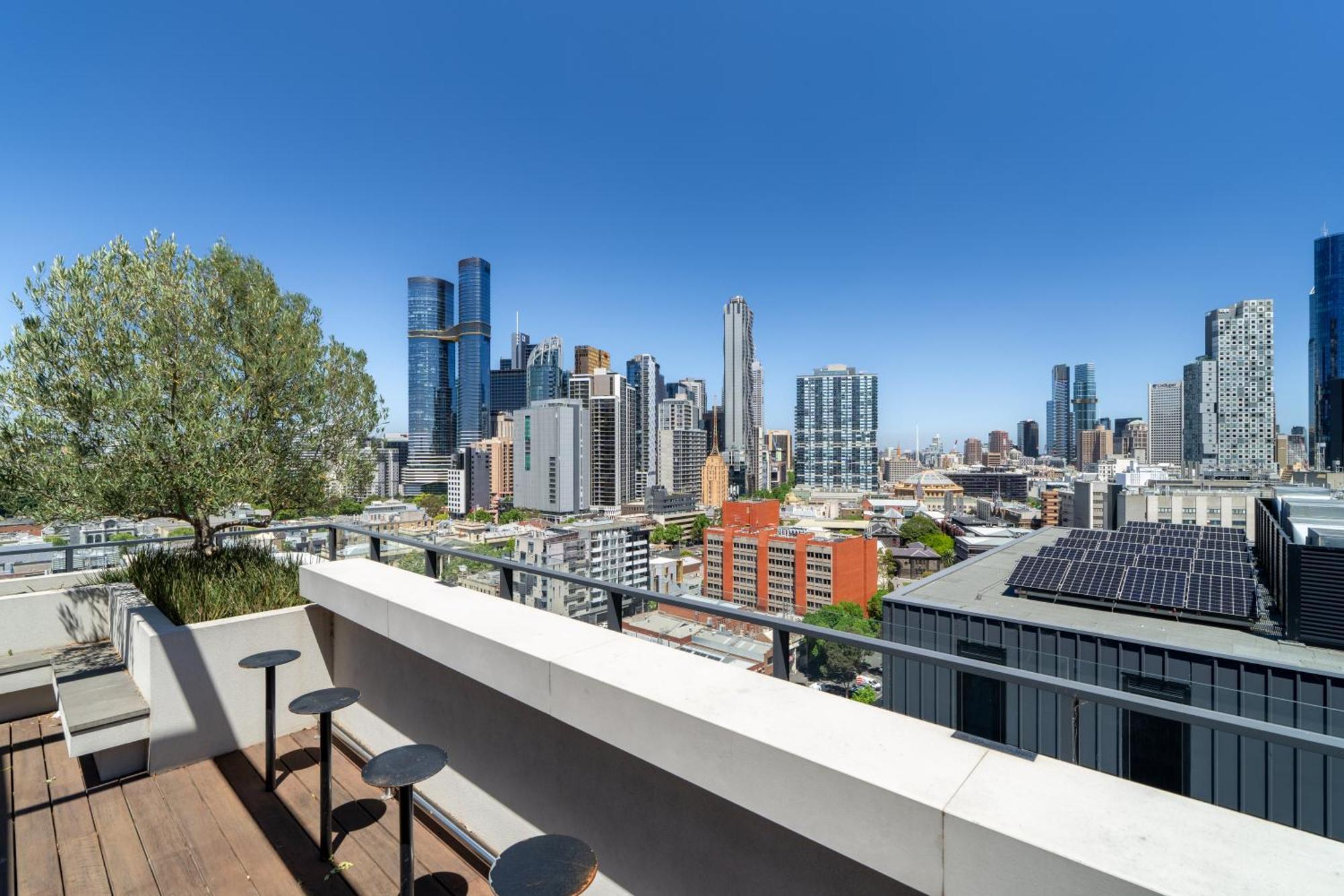 The Eminence Apartments By Cllix Melbourne Bagian luar foto