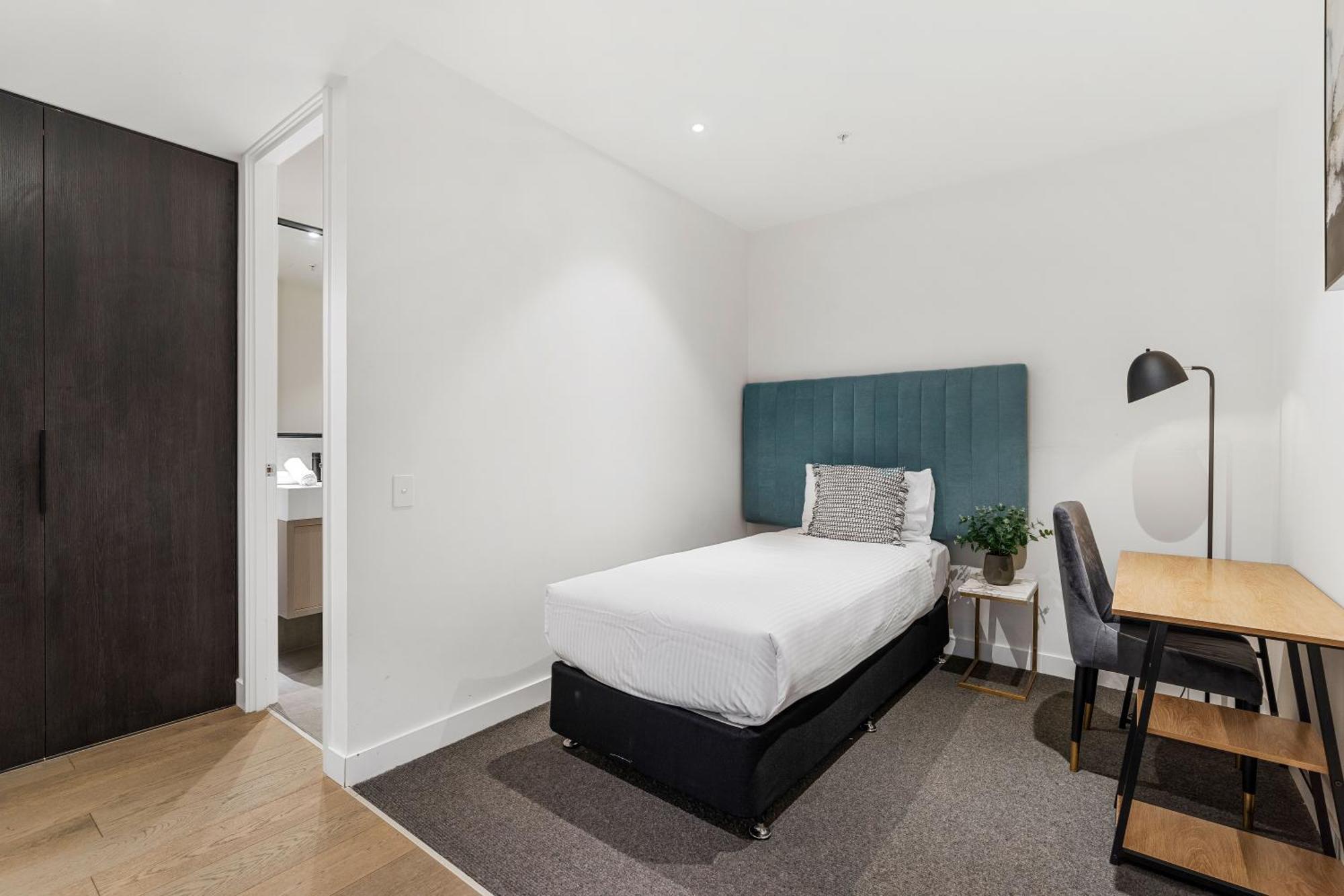 The Eminence Apartments By Cllix Melbourne Bagian luar foto