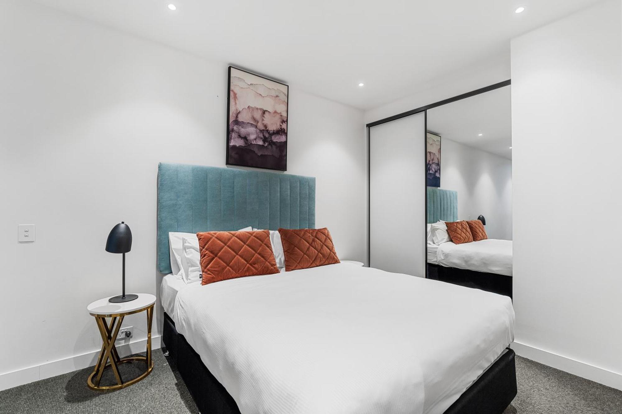 The Eminence Apartments By Cllix Melbourne Bagian luar foto