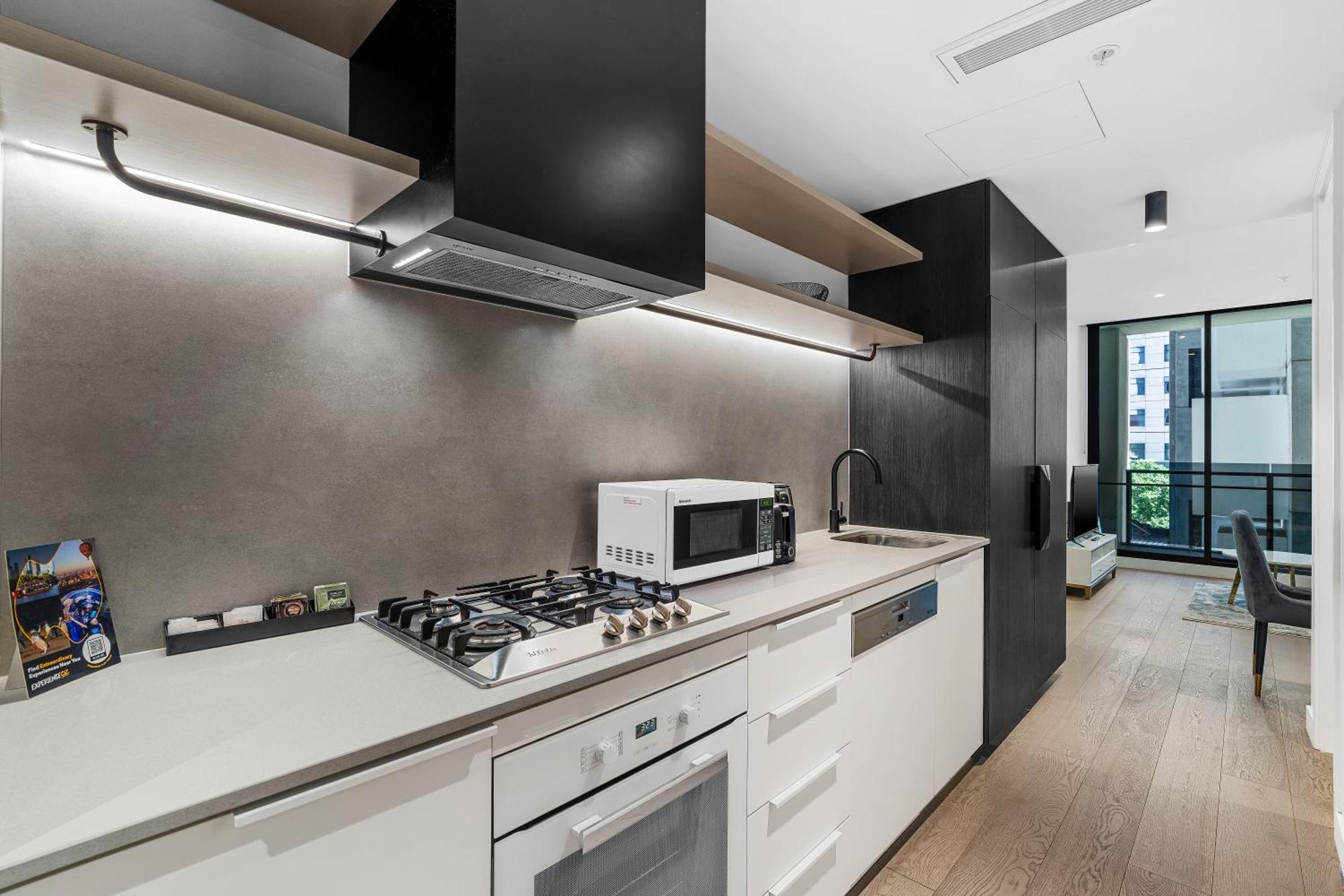 The Eminence Apartments By Cllix Melbourne Bagian luar foto