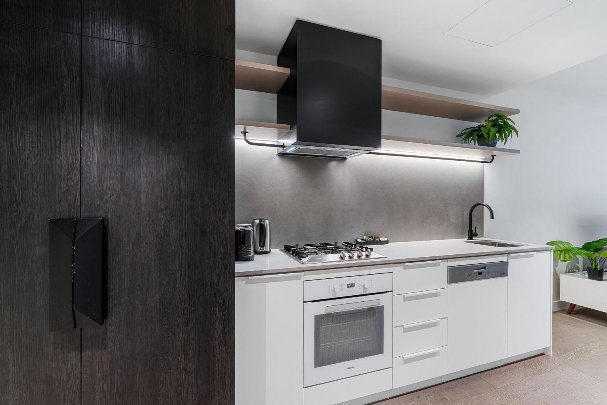 The Eminence Apartments By Cllix Melbourne Bagian luar foto