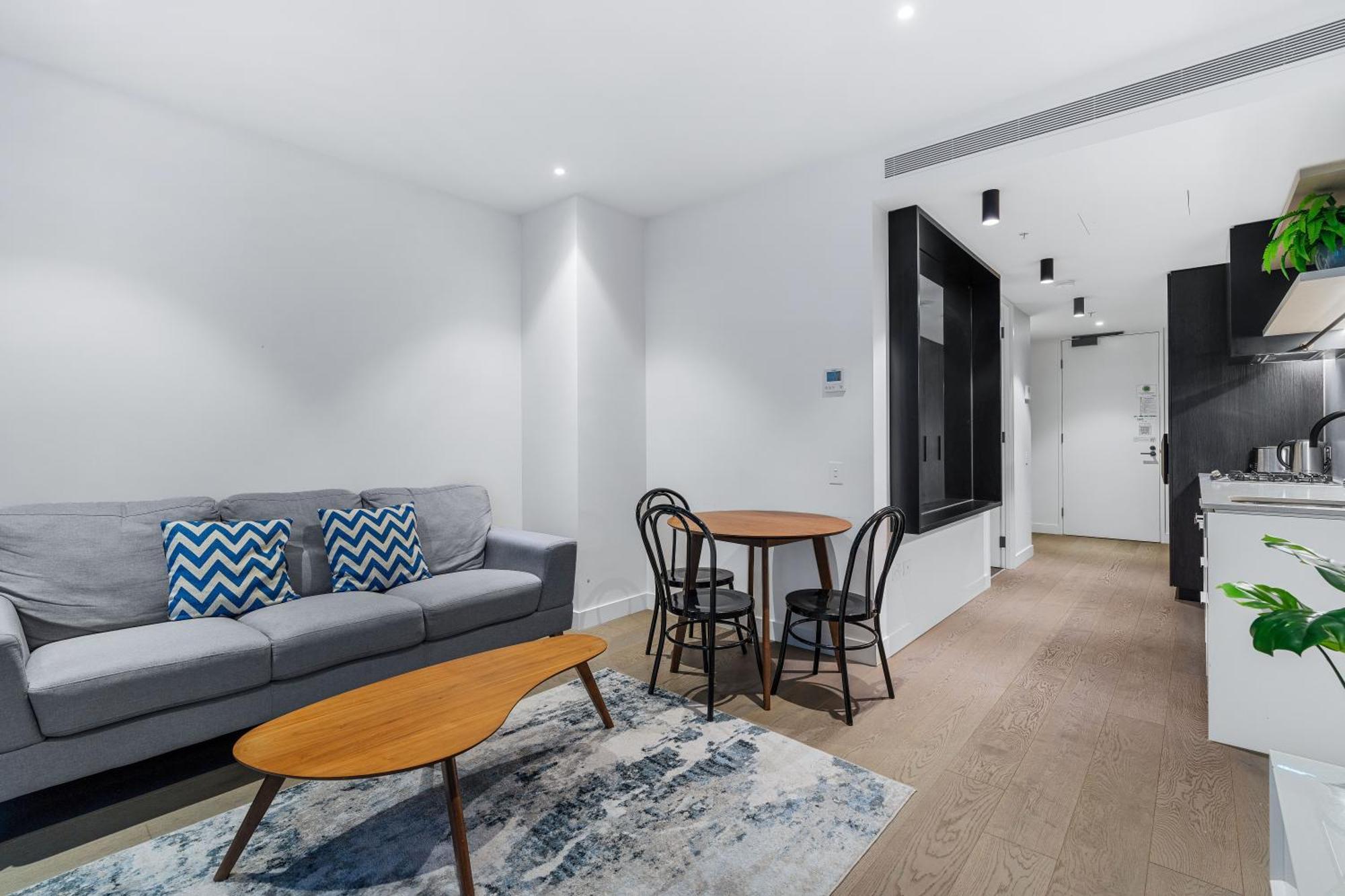 The Eminence Apartments By Cllix Melbourne Bagian luar foto