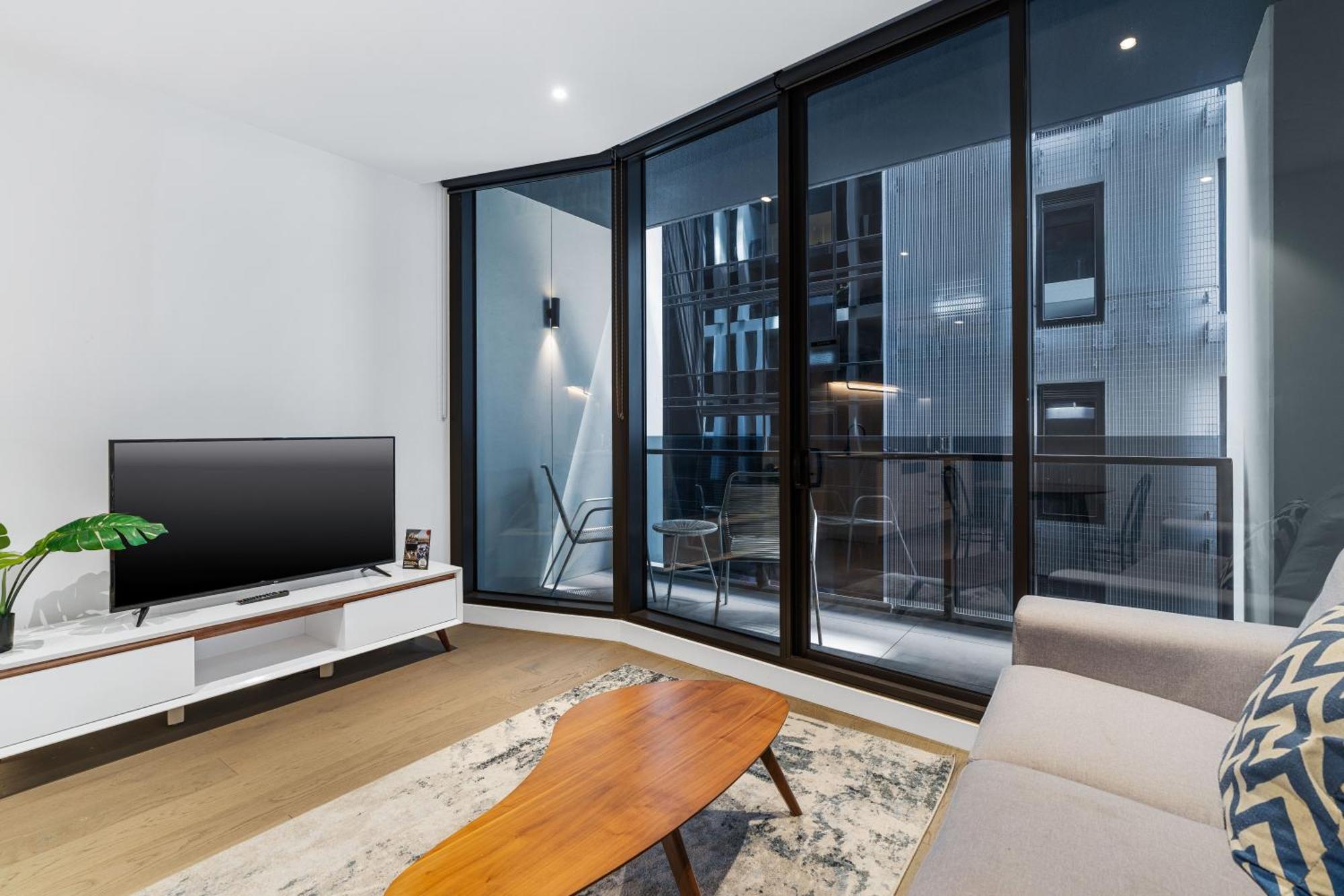 The Eminence Apartments By Cllix Melbourne Bagian luar foto